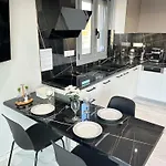 Blueline 1 Appartement Loutráki